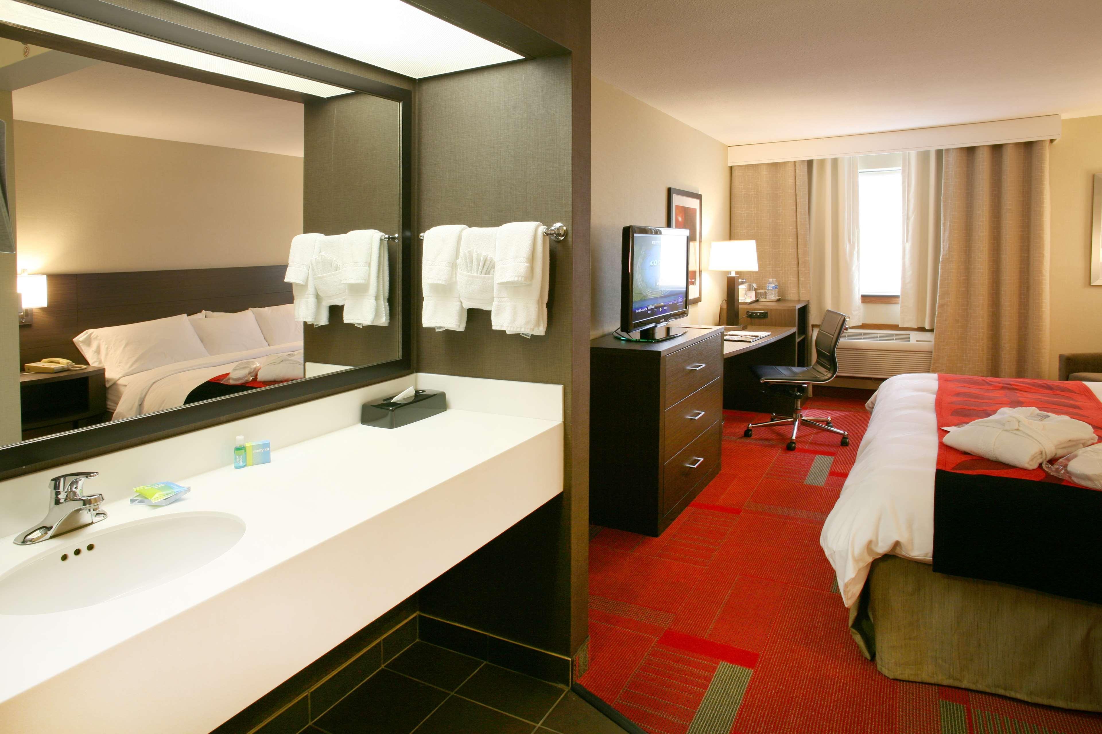 Radisson Hotel MadisonMadison  Szoba fotó