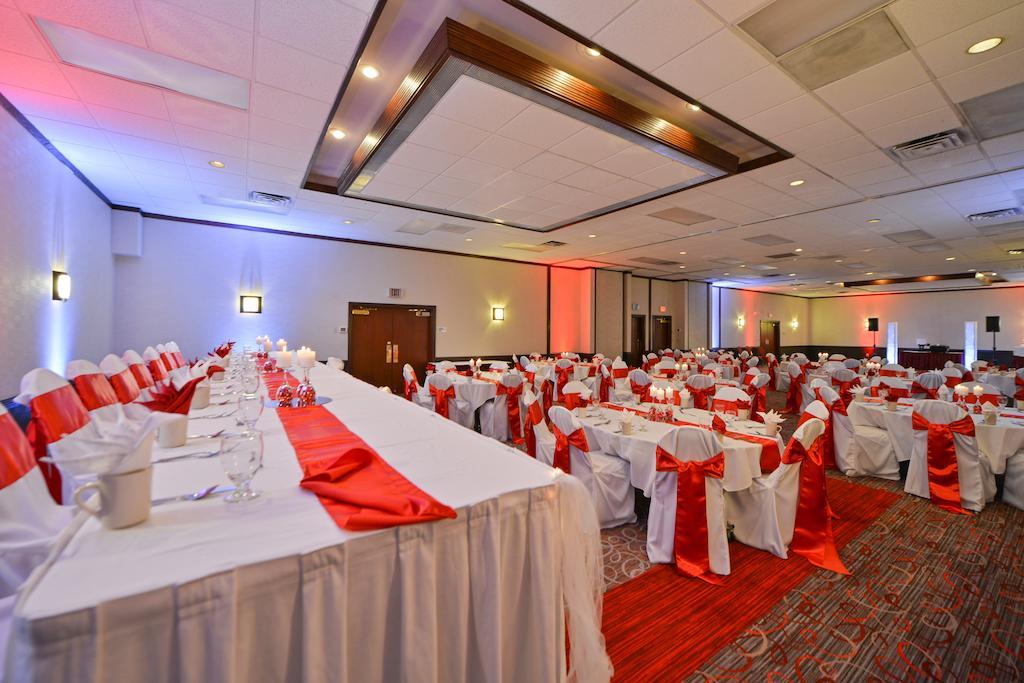 Radisson Hotel MadisonMadison  Kültér fotó