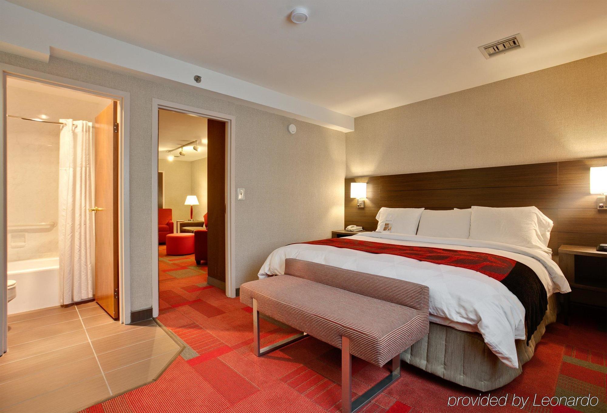 Radisson Hotel MadisonMadison  Szoba fotó